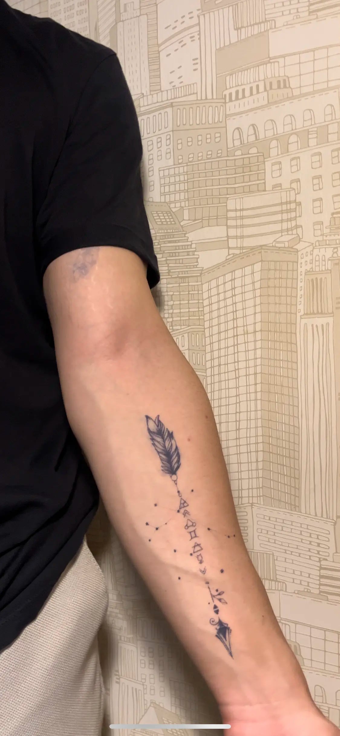 Feather - Semi-Permanent Tattoo